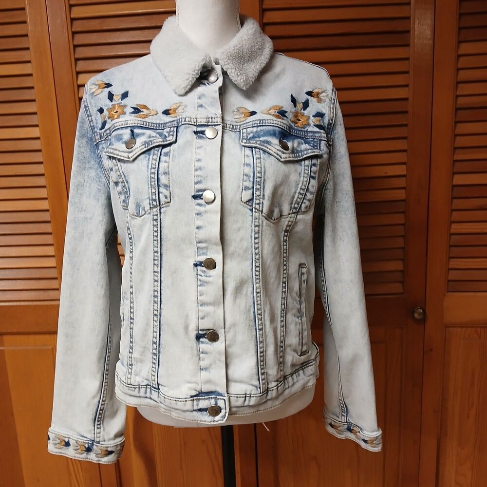 Driftwood Embroidered Trucker Denim Jean Jacket XL Acid Lite Wash Western Aztec - Picture 2 of 11